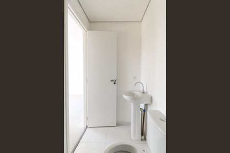Apartamento à venda com 38m², 2 quartos e sem vaga Apartamento à venda com 38m², 2 quartos e sem vagaBanheiro