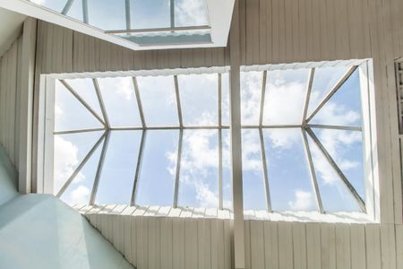 Casa de condomínio para alugar com 1700m², 6 quartos e 10 vagas Casa de condomínio para alugar com 1700m², 6 quartos e 10 vagasDetalhe