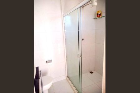 Casa à venda com 60m², 2 quartos e 1 vaga