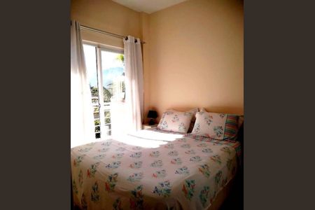Casa à venda com 60m², 2 quartos e 1 vaga