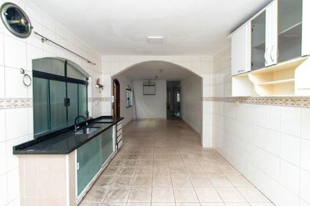 Casa à venda com 150m², 3 quartos e 2 vagas Casa à venda com 150m², 3 quartos e 2 vagasCozinha