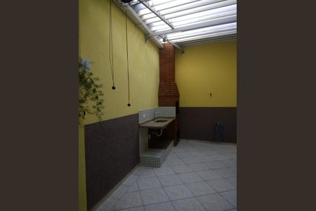 Casa à venda com 145m², 3 quartos e 3 vagas Casa à venda com 145m², 3 quartos e 3 vagasChurrasqueira
