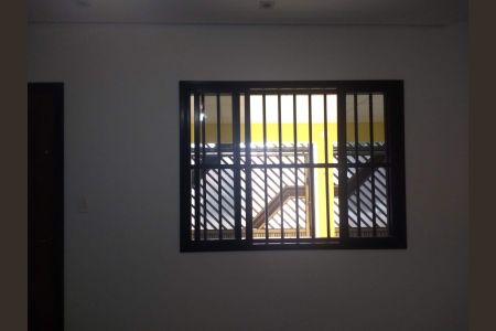 Casa à venda com 145m², 3 quartos e 3 vagas Casa à venda com 145m², 3 quartos e 3 vagasSala