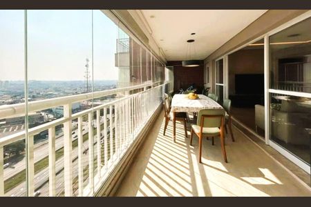 Apartamento à venda com 151m², 4 quartos e 3 vagas