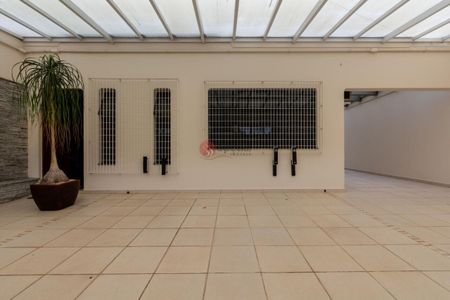 Casa à venda com 355m², 3 quartos e sem vaga