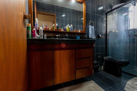 Casa à venda com 355m², 3 quartos e sem vaga