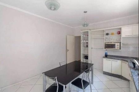 Casa à venda com 300m², 6 quartos e 3 vagas