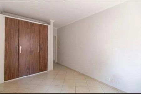 Casa à venda com 300m², 6 quartos e 3 vagas