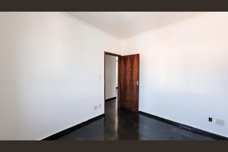 Apartamento à venda com 75m², 2 quartos e 1 vagaQuarto1