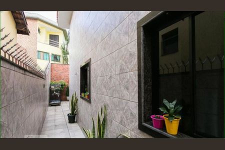 Casa à venda com 160m², 3 quartos e 6 vagas