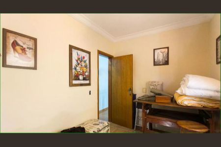 Casa à venda com 160m², 3 quartos e 6 vagas