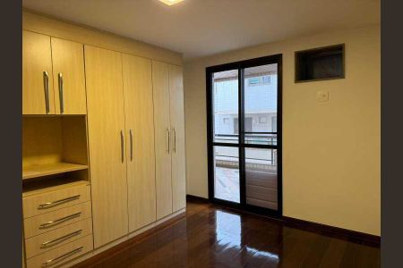 Apartamento à venda com 185m², 3 quartos e 4 vagas