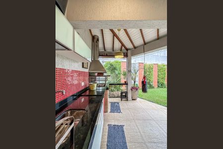 Casa à venda com 205m², 3 quartos e 4 vagas
