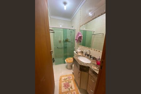 Casa à venda com 285m², 3 quartos e 4 vagas