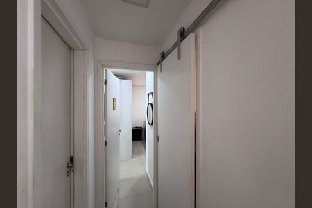 Apartamento à venda com 126m², 3 quartos e 2 vagas Apartamento à venda com 126m², 3 quartos e 2 vagasCorredor
