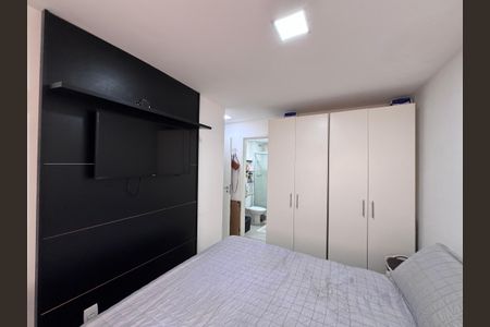 Apartamento à venda com 126m², 3 quartos e 2 vagas Apartamento à venda com 126m², 3 quartos e 2 vagasSuíte 1