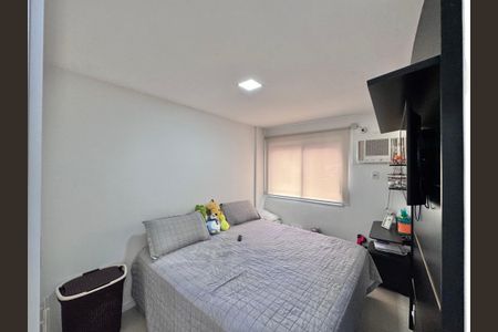 Apartamento à venda com 126m², 3 quartos e 2 vagas Apartamento à venda com 126m², 3 quartos e 2 vagasSuíte 1