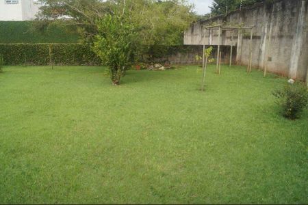 Casa de condomínio à venda com 240m², 3 quartos e 4 vagas