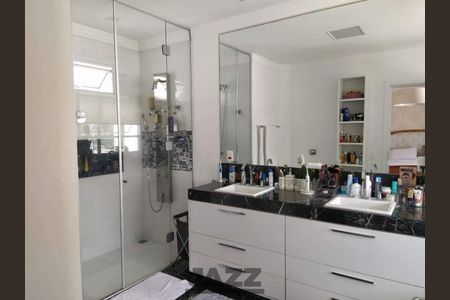 Casa de condomínio à venda com 500m², 4 quartos e 4 vagas