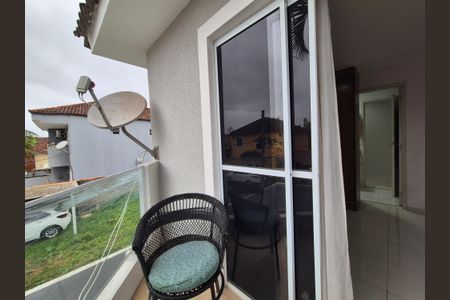 Casa de condomínio à venda com 100m², 2 quartos e 2 vagas Casa de condomínio à venda com 100m², 2 quartos e 2 vagasSacada