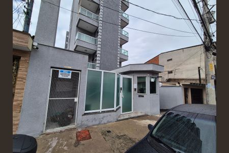 Apartamento para alugar com 56m², 2 quartos e 1 vaga Apartamento para alugar com 56m², 2 quartos e 1 vagaFachada