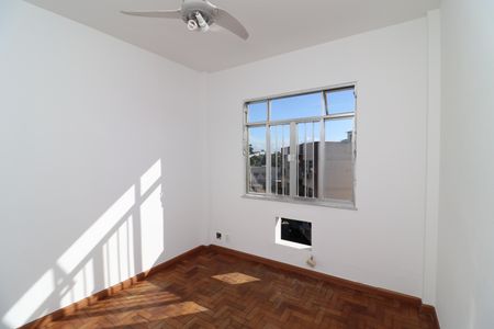 Apartamento à venda com 75m², 2 quartos e 1 vagaQuarto 2