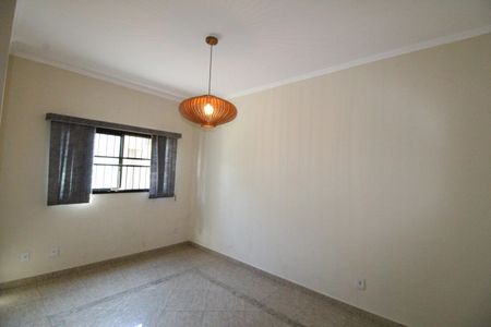 Casa para alugar com 420m², 4 quartos e 2 vagasSala