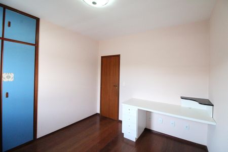 Casa para alugar com 420m², 4 quartos e 2 vagasQuarto 2