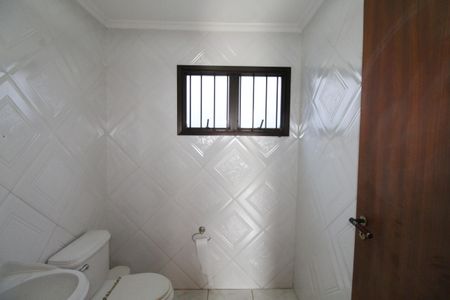 Casa para alugar com 420m², 4 quartos e 2 vagasBanheiro 2