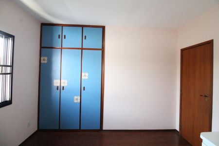 Casa para alugar com 420m², 4 quartos e 2 vagasQuarto 2
