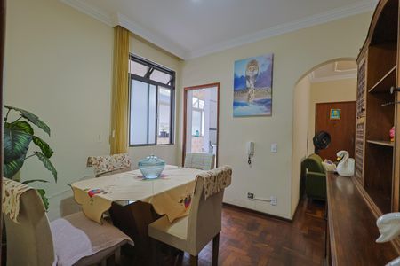 Apartamento à venda com 95m², 3 quartos e 1 vaga Apartamento à venda com 95m², 3 quartos e 1 vagaSala de Jantar