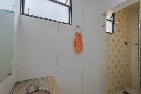 Apartamento à venda com 95m², 3 quartos e 1 vaga Apartamento à venda com 95m², 3 quartos e 1 vagaBanheiro