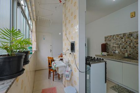 Apartamento à venda com 95m², 3 quartos e 1 vaga Apartamento à venda com 95m², 3 quartos e 1 vagaCozinha e Área de Serviço