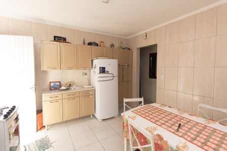 Casa à venda com 200m², 4 quartos e 3 vagas Casa à venda com 200m², 4 quartos e 3 vagasCozinha