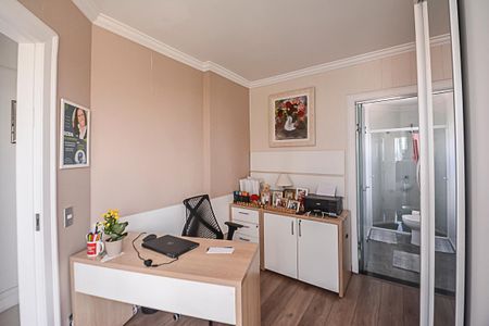 Apartamento à venda com 177m², 3 quartos e 3 vagas Apartamento à venda com 177m², 3 quartos e 3 vagasQuarto 2 - Suíte