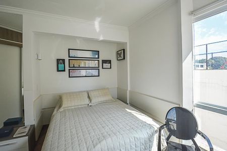 Apartamento à venda com 177m², 3 quartos e 3 vagas Apartamento à venda com 177m², 3 quartos e 3 vagasQuarto Suíte