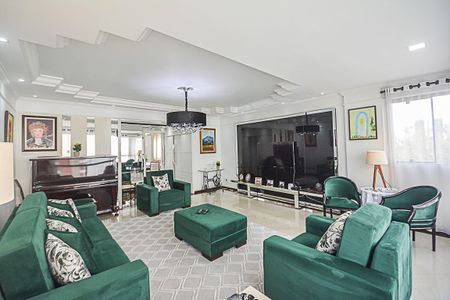 Apartamento à venda com 177m², 3 quartos e 3 vagas Apartamento à venda com 177m², 3 quartos e 3 vagasSala