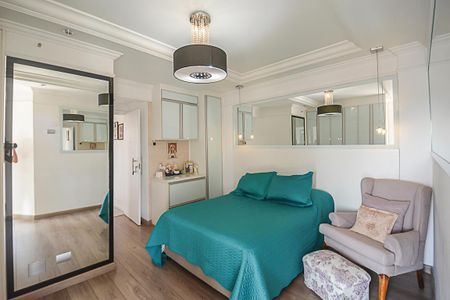 Apartamento à venda com 177m², 3 quartos e 3 vagas Apartamento à venda com 177m², 3 quartos e 3 vagasQuarto 3 - Suíte