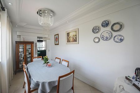 Apartamento à venda com 177m², 3 quartos e 3 vagas Apartamento à venda com 177m², 3 quartos e 3 vagasSala de Jantar