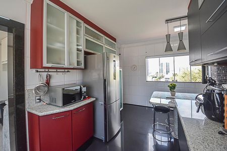 Apartamento à venda com 177m², 3 quartos e 3 vagas Apartamento à venda com 177m², 3 quartos e 3 vagasCozinha