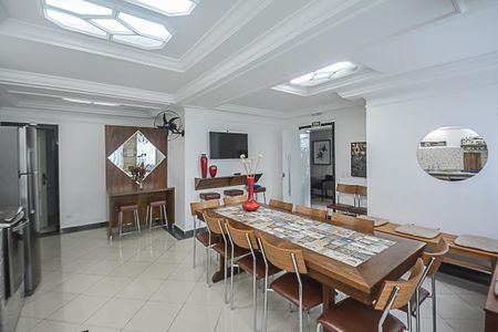 Apartamento à venda com 177m², 3 quartos e 3 vagas Apartamento à venda com 177m², 3 quartos e 3 vagasÁrea comum - Salão de festas