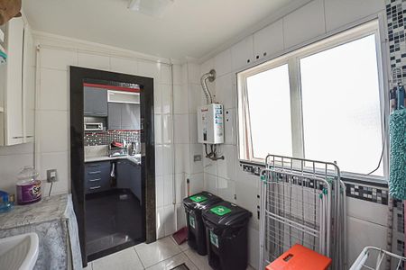 Apartamento à venda com 177m², 3 quartos e 3 vagas Apartamento à venda com 177m², 3 quartos e 3 vagasÁrea de Serviço