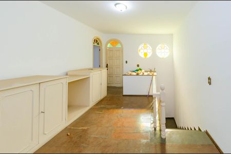 Casa à venda com 424m², 4 quartos e 6 vagas Casa à venda com 424m², 4 quartos e 6 vagasSala 3