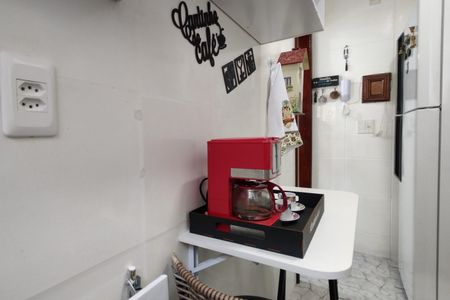 Apartamento à venda com 52m², 2 quartos e 1 vaga Apartamento à venda com 52m², 2 quartos e 1 vagaCozinha - Armários