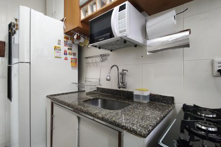 Apartamento à venda com 52m², 2 quartos e 1 vaga Apartamento à venda com 52m², 2 quartos e 1 vagaCozinha - Armários