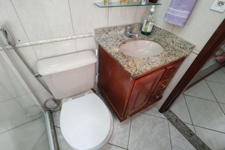 Apartamento à venda com 52m², 2 quartos e 1 vaga Apartamento à venda com 52m², 2 quartos e 1 vagaBanheiro da Suíte