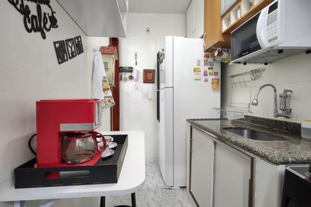 Apartamento à venda com 52m², 2 quartos e 1 vaga Apartamento à venda com 52m², 2 quartos e 1 vagaCozinha - Armários