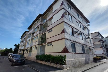 Apartamento à venda com 52m², 2 quartos e 1 vaga Apartamento à venda com 52m², 2 quartos e 1 vagaFachada do bloco