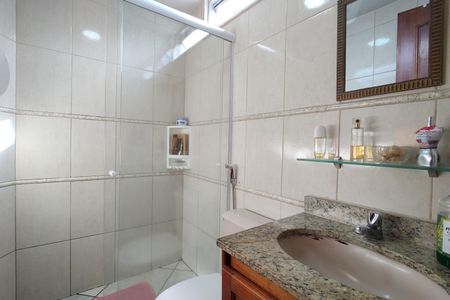 Apartamento à venda com 52m², 2 quartos e 1 vaga Apartamento à venda com 52m², 2 quartos e 1 vagaBanheiro da Suíte