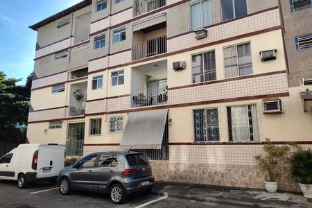 Apartamento à venda com 52m², 2 quartos e 1 vaga Apartamento à venda com 52m², 2 quartos e 1 vagaFachada do bloco